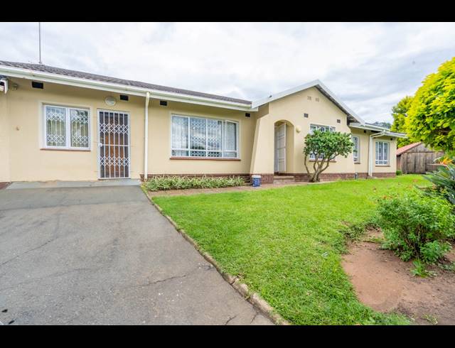 4 BEDROOM HOUSE FOR SALE IN NEW GERMANY